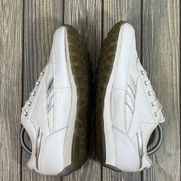 Reebok Classic Women Sneaker Trainer Shoe Women 10 White Silver Leather CN3441 - Picture 7 of 12